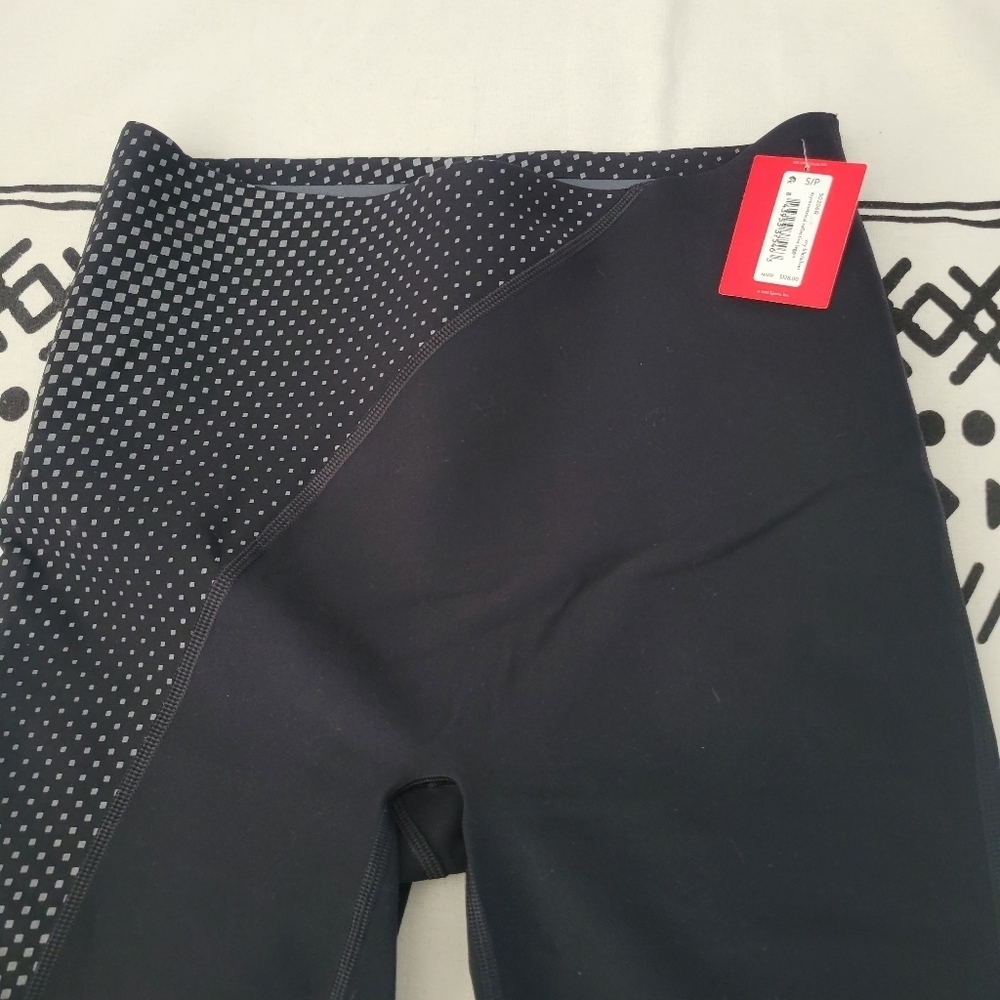 SPANX Women's Every.wear Reflective Print 7/8 Active Leggings In Vry Blk Size S - Picture 6 of 8